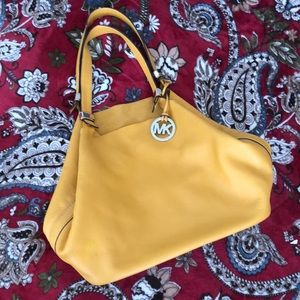 Vintage Michael Kors Large Colgate Shoulder Bag - Mustard